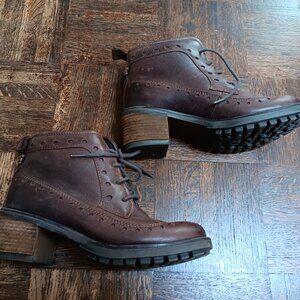 Josef Seibel leather Brogue Ankle Boot size 37